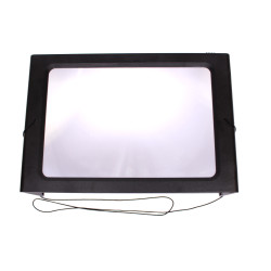 Lupa soczewka Fresnela 2,5x do czytania z podświetleniem LED